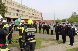 Koszorúzás és elismerések Flórián nap alkalmából