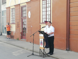 Németi László egyesületi elnök mondott ünnepi beszédet.
