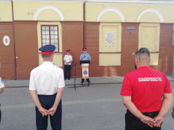 Karsa Róbert tű. ezredes beszédében az önkéntes tűzoltók tevékenységét méltatta.
