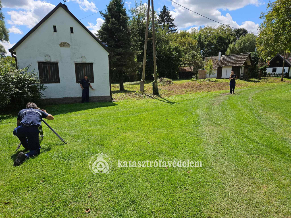 várható vízszint mérése