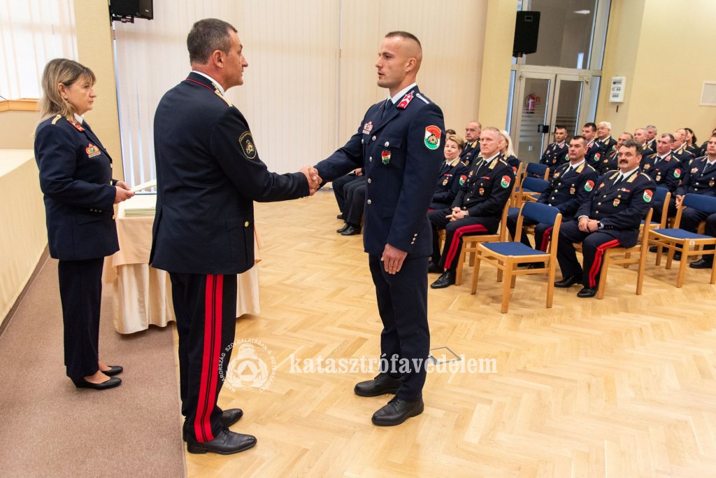 Windischmann Dávid Roland tűzoltó őrmester kinevezése