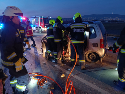 Hármas karambol Pécsett (02.05.)