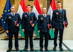 Baranyai tűzoltókat is díjaztak