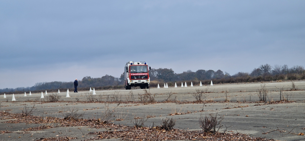 gyakorlópálya tűzoltóautóval