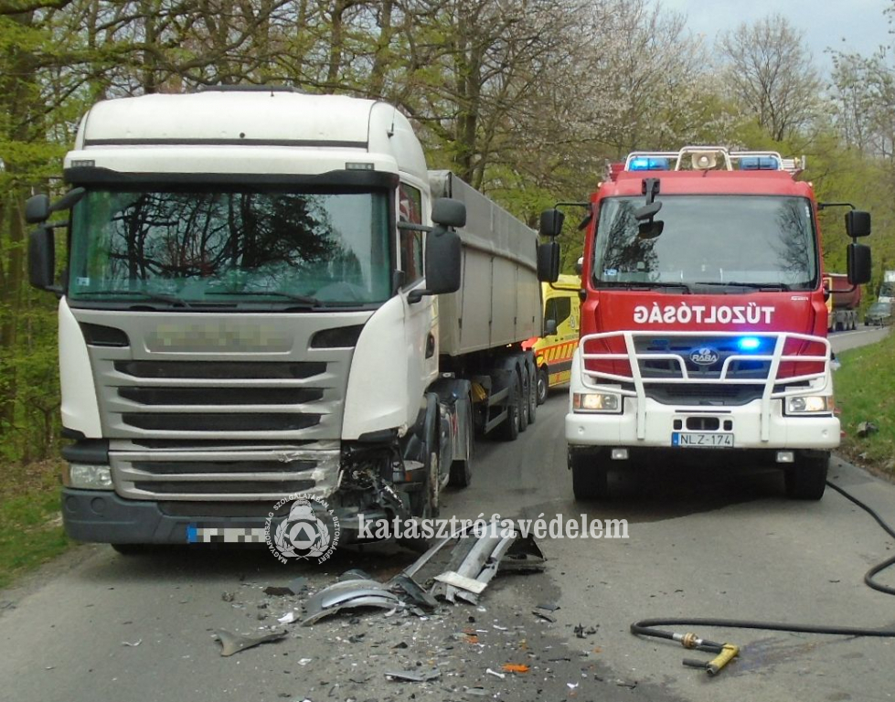 teherautó, tűzoltóautó