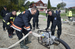 Újraminősítő gyakorlat Dunaszekcsőn