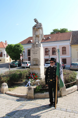 Koszorúzás és elismerések Flórián nap alkalmából